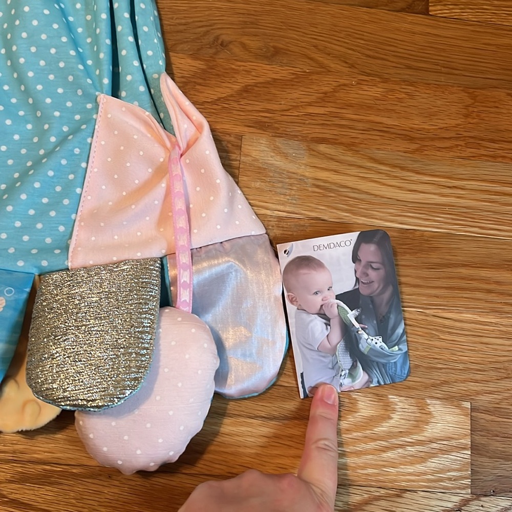 Demdaco Mommy & Me Activity Scarf - Mermaid - Picture 4 of 8